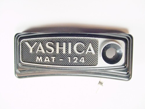 Yashica 124 TLR camera logo w/ housing | OEM | $18.95 | #70 | - Picture 1 of 2
