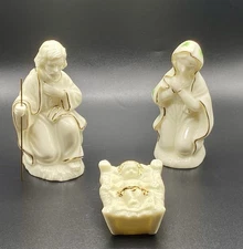 VTG 1996 Lefton China 3 Piece Shamrock Nativity # 10806, Jesus Mary & Joseph