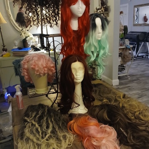 MASSIVE WIG & PONYTAIL LOT! 59 Wigs + 80+ Clips- WHOLESALE / RESALE - Picture 9 of 22