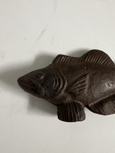 Cast Iron Fish-Shaped Stand-up Standing Beer Bottle Opener 4.5” DIY Paint It - Picture 2 of 5
