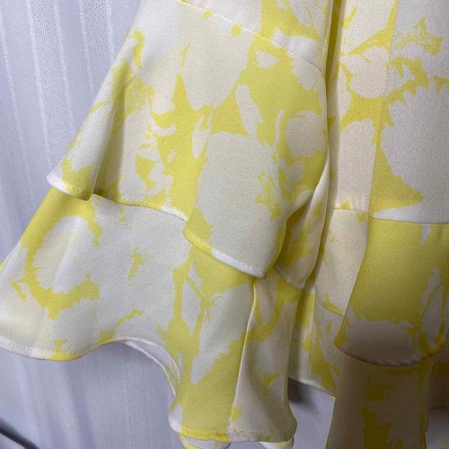 Worthington Long Sleeve Ruffle Keyhole Back Watercolor Blouse Yellow White XXL - Picture 4 of 12