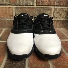 NIKE HERITAGE III Size 11.5 552070-100 WHITE/BLACK LEATHER GOLF SHOES