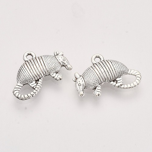 10 Armadillo Ant Eater Charms Double Sided Antique Silver Tone 19 x 13 mm 739 - Picture 4 of 4
