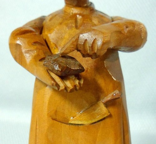 Anri Wood Carving Carved Heart Surgeon Sculpture 1977 - Picture 10 of 12