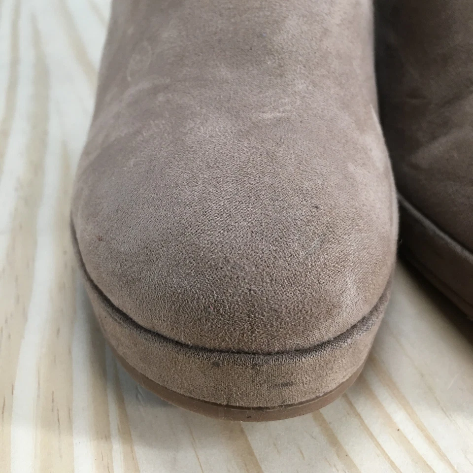 Botas DV Dolce Vita para mujer 8 Gael Desert beige punta redonda tobillo tacón de cuña Foto 4 de 4