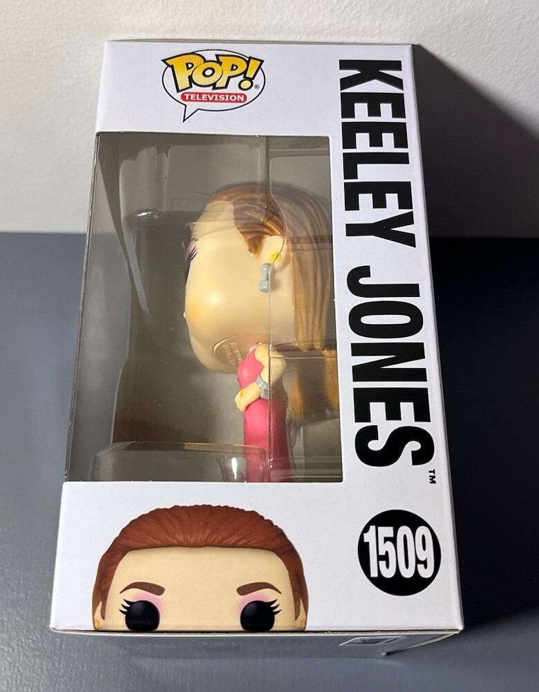 Funko Pop! Television Ted Lasso Keeley Jones (Pink) Pop! Vinyl Figure #1509  889698707190| eBay