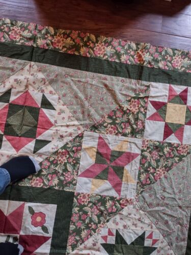 Vintage Amish Quilt Top 88x84 - Picture 12 of 17