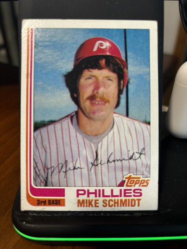 1982 Topps - #100 Mike Schmidt - Picture 2 of 3
