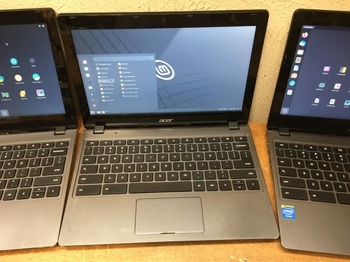 3 computer portatili Acer C720 Linux come nuovi Solus Ubuntu 1,40 GHz Celeron 2957U 4 GB 16 GB - Foto 13 di 21