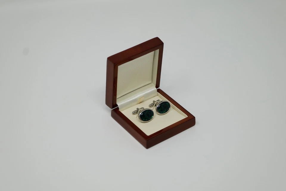 Gemelos concha de abulón (cabujón ovalado verde - gemelos chapados en rodio) Foto 2 de 4