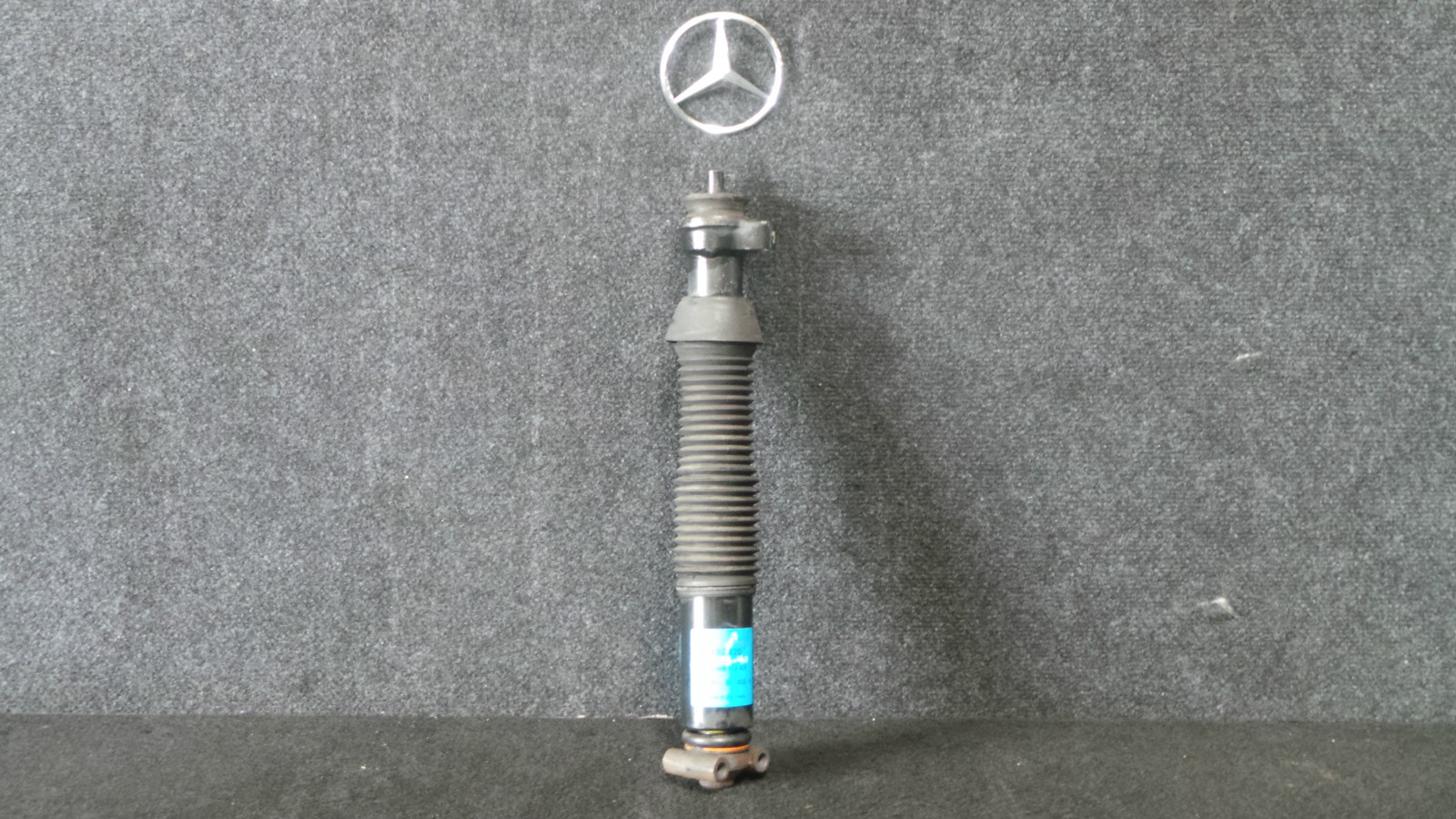 Stoßdämpfer hinten Gas für Mercedes W210 E-Klasse 200 2,2 220 230 290 320 CDI