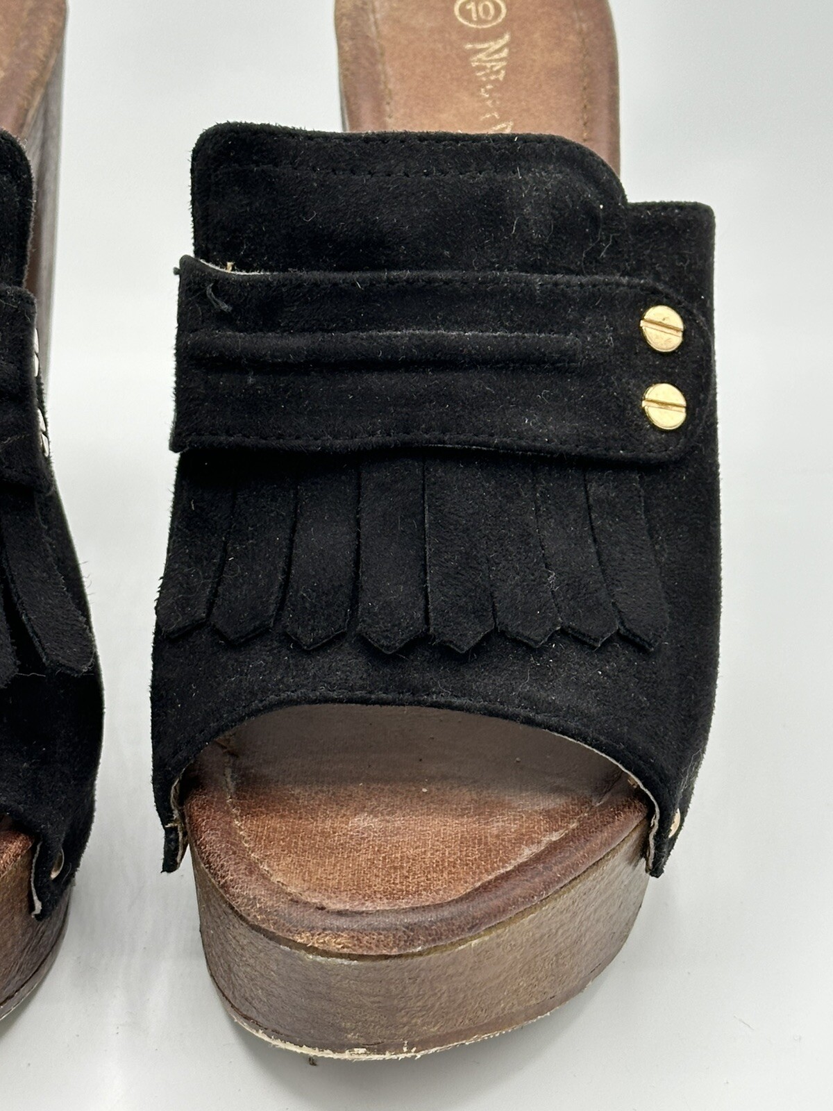 Picture 4 of 19