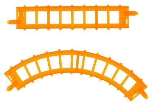 Classic Choo Choo Train Set With Tracks Engine Vintage Style Toy For Children - Picture 3 of 6