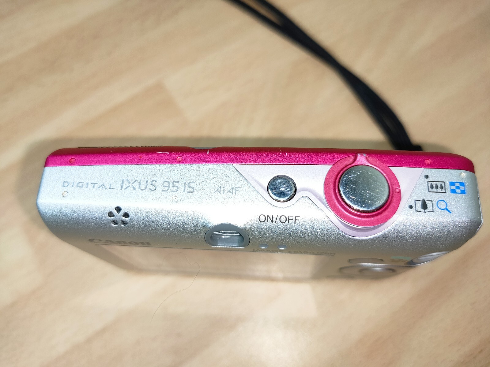 Canon IXUS 95 IS Pink Digital Camera Fully Working eBay