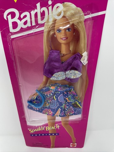 Barbie Sparkle Beach Fashions outfit - Picture 2 of 3