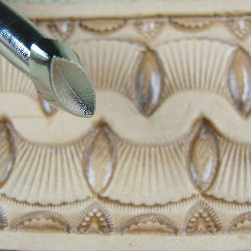 Leather Stamping Tool - #S625 Large Oval Seeder Stamp - Picture 3 of 5