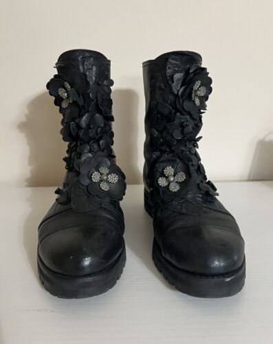 Jimmy Choo Havana Floral Combat Boots with Crystals - Black Leather Size 37 / 7 - Picture 4 of 6