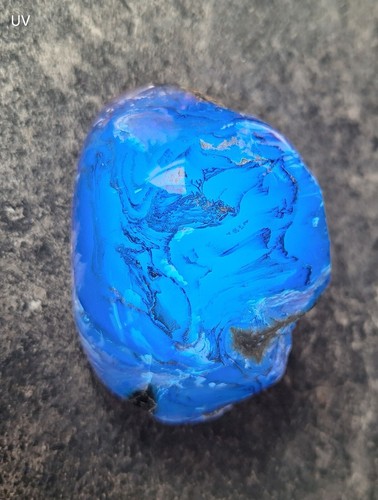 BLAU OHNE UV! Indonesischer -Bernstein – Rar. MAGISCH!! 92 gramm! Ständer INKL - Bild 16 von 23