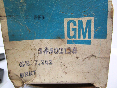 NOS GM 1961-62 (lote de 3) SOPORTE MARCO ESTABILIZADOR DELANTERO PONTIAC #502138 - Imagen 2 de 6
