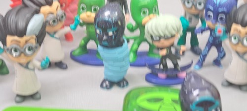 PJ Masks Figures Toys Lot Of 22 Action Figures Gecko Owlet Catboy Romeo Luna - Picture 9 of 11