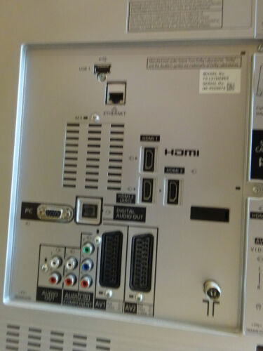 Top Fernseher, Panasonik, 37 Zoll, 92 x 58/62 , silber - Bild 7 von 9