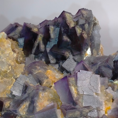 Fluorite crystal cluster fluorescent long wave large cabinet specimen 3.14kg - Bild 3 von 11