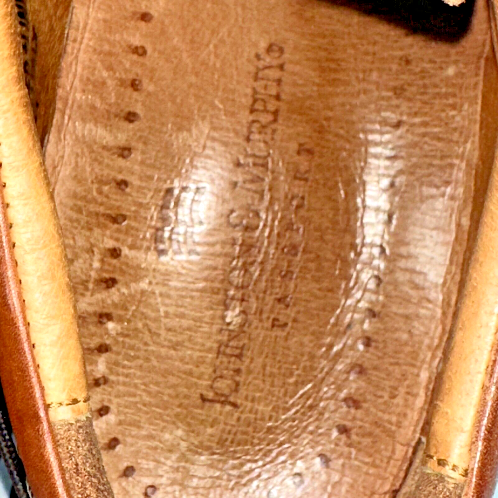 Foto 12 di 21