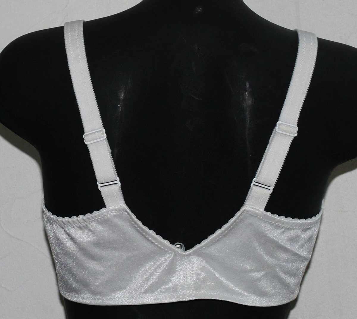 Soutien-gorge Sans Armatures EXTASE - Taille 100B (85B EU) - Couleur Vanille - Neuf Avec étiquettes