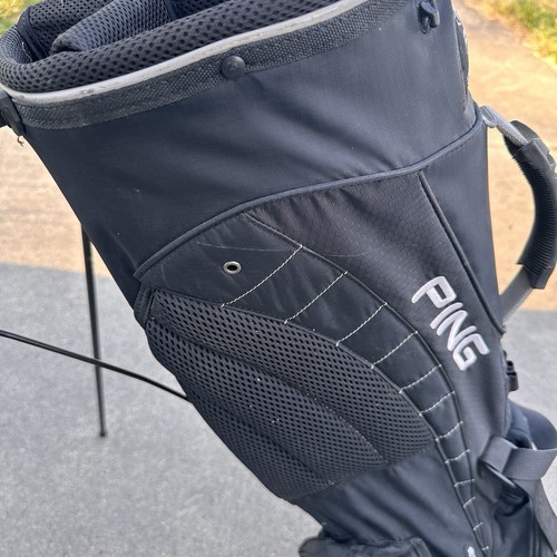 Bolsa de pie de golf Ping Craz-E-Lite divisor de 6 vías con doble correa - negra - Imagen 5 de 14