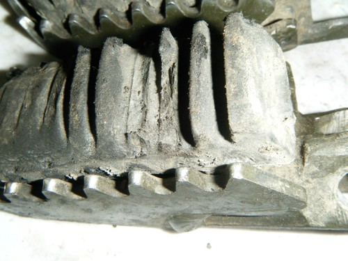 Suzuki DRZ 400 SM 2006 reposapiés clavijas - Imagen 2 de 4
