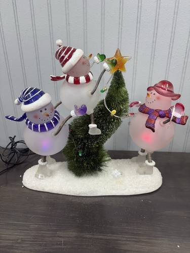 JCP Home Collection Acrílico Iluminado Muñeco de Nieve Familia Vintage Navidad Invierno - Imagen 5 de 16