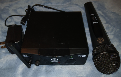 #ad Essentially Brand New AKG WMS 40 Mini Pro SR40 HT40 Wireless Mic System Tested $69.00