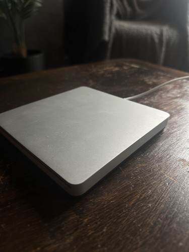 Apple USB Superdrive Externes Optical Disc Laufwerk Mac Silber MD564ZM/A A1379 - Bild 4 von 11