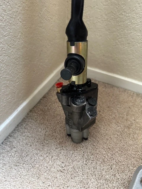 Новый клапан управления гидроусилителем руля Lares 1964-1966 Ford Mustang Falcon V8 10016 - Изображение 4 из 4