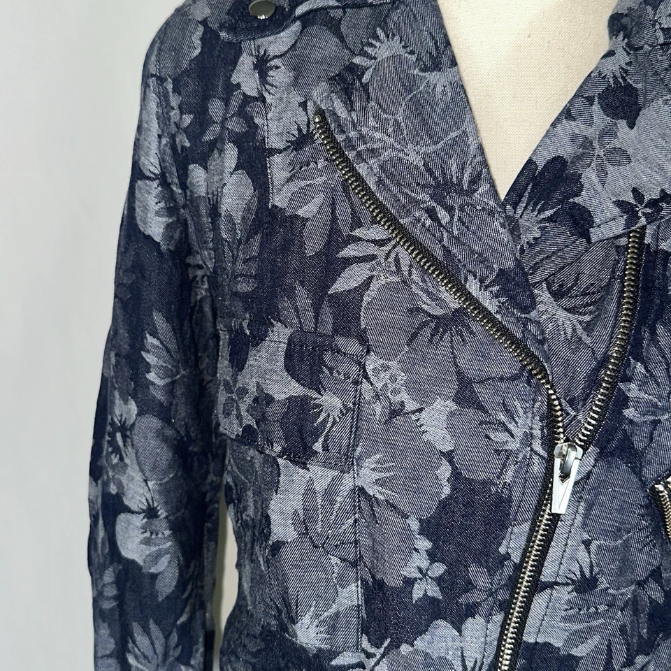 Blazer Bomber Veda • Caimán Floral Lino Talla Pequeña Foto 4 de 4