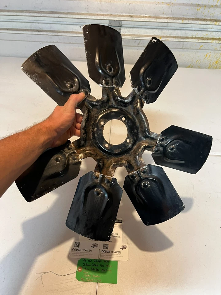 Оригинальный лопастной вентилятор охлаждения для Dodge Ram 2500 3500 V10 8,0 л 1994-2002 годов выпуска 52027709 - Изображение 3 из 4