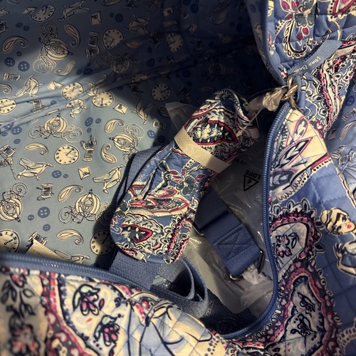 Bolsa de viaje grande Vera Bradley Disney Cenicienta cachemira EXACTA NUEVA CON ETIQUETAS - Imagen 9 de 12