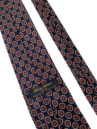 Brooks Brothers Mens Vintage Silk Tie Navy Blue Red Green Foulard Medallion - Picture 8 of 10