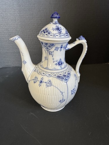 VTG Royal Copenhagen Denmark Teapot Coffe Pitcher Blue White 518 - Picture 1 of 7