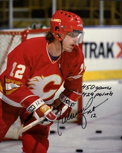 Hakan LOOB Signed 8x10 Photo! CALGARY FLAMES LEGEND W/ Inscriptions !! W/COA