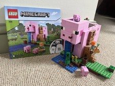 LEGO Minecraft: The Pig House (21170) - Complete with manual