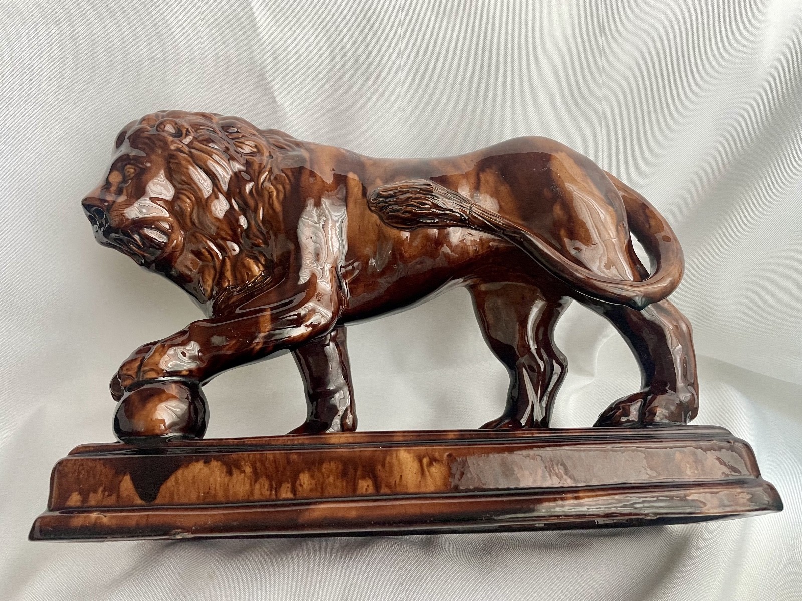 Antique Staffordshire Treacle Glazed Rockingham Pottery Medici Lion Figurine 11"