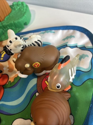 Fisher Price Little People A-Z Learning Alphabet Animals Zoo Complete A to Z - Picture 8 of 8