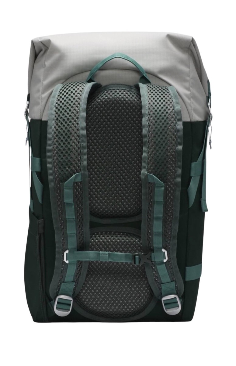 ナイキ ACG アイセン バックパック X- pac 32L org.jpg