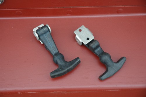 Engine side panel 10,000lb. pettibone rough terrain FL 4X4 (LH) 2510-00-126-3449 - Picture 3 of 5