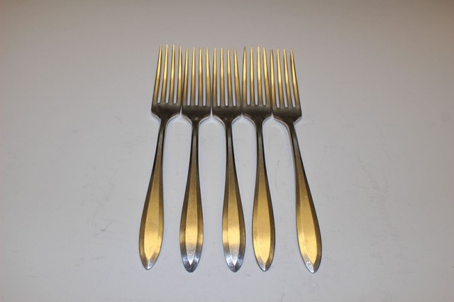 SET OF 5 ONEIDA COMMUNITY PATRICIAN SILVERPLATE 7-1/4" DINNER FORKS SET OF 5 ONEIDA COMMUNITY PATRICIAN SILVERPLATE 7-1/4" DINNER FORKS