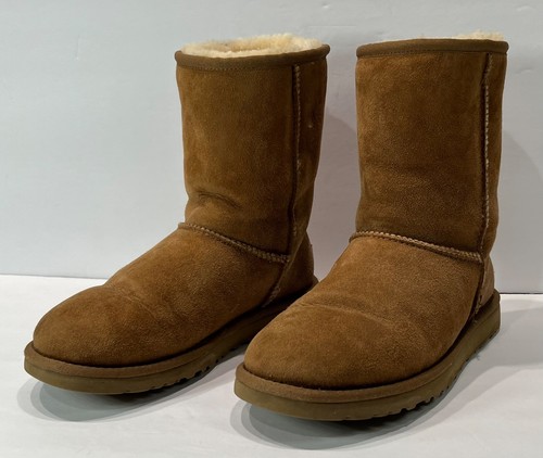 Bota Corta Clásica UGG Mujer II Castaño Talla 8 Usada en Excelente Condición - Imagen 2 de 6