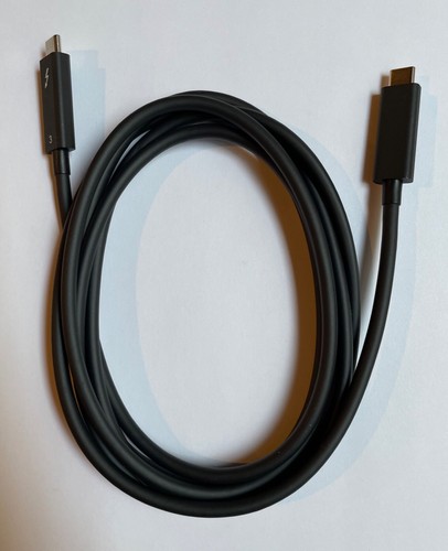 Apple Studio Display 2M 6.6ft Thunderbolt 3 Cable Black No USB-C Device Support - Picture 2 of 5