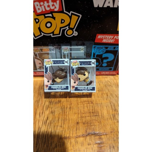 Funko Bitty Pop Television: Friends - Pendientes Chandler Años 80 - Imagen 2 de 4