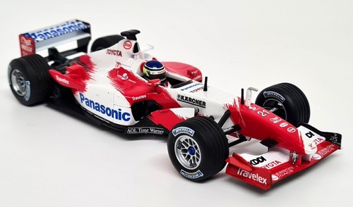 Minichamps 1/43 Toyota Racing TF103 C. Da Matta Diecast Scale Model F1 Car - Picture 7 of 9